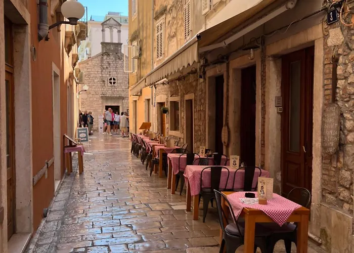 Centar - Mozzira Задар